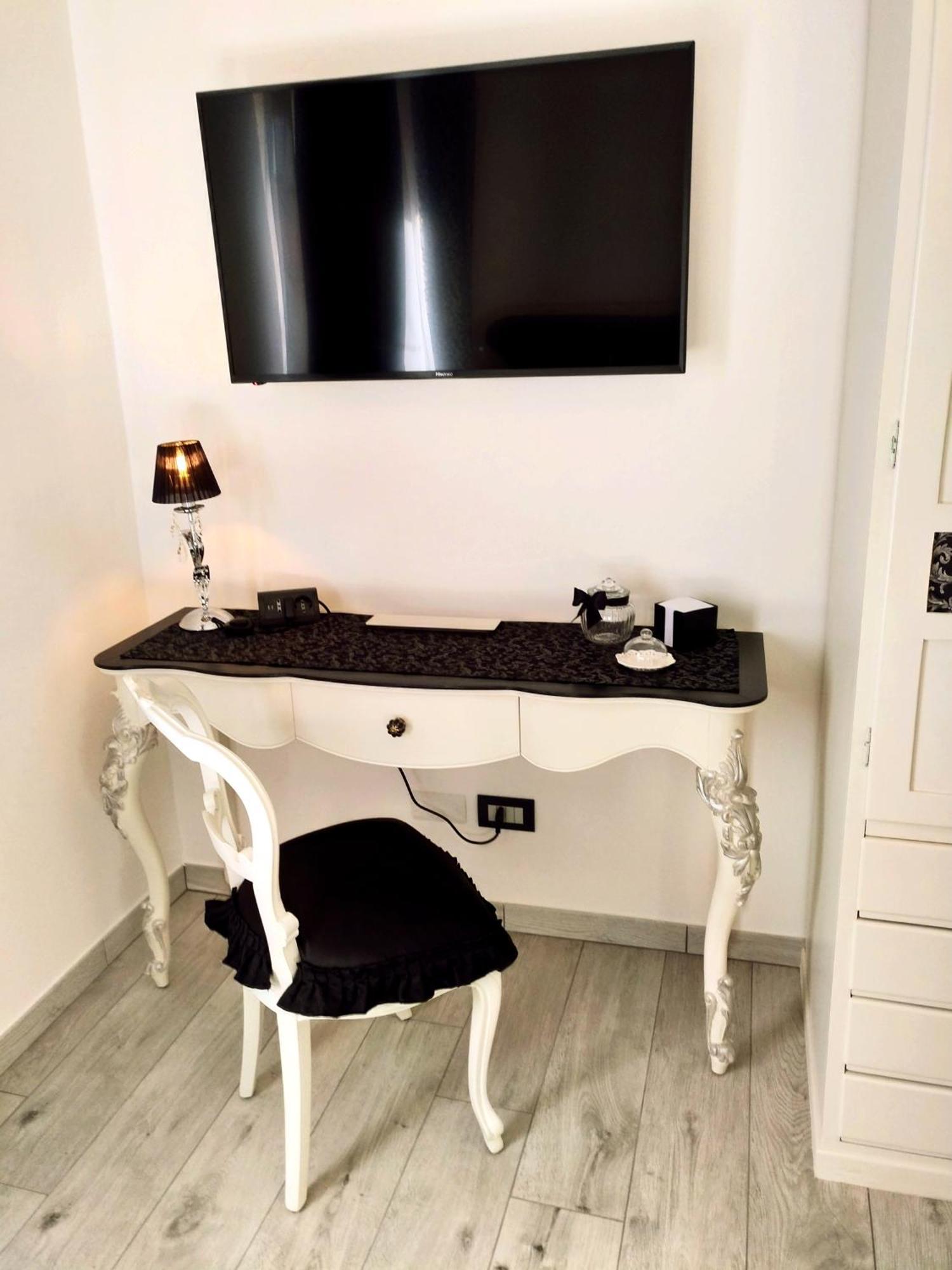 Alloggio Turistico Giulietta E Romeo - Intero Appartamento - Villafranca Di Verona, Zimmer, Holiday Rooms Dış mekan fotoğraf