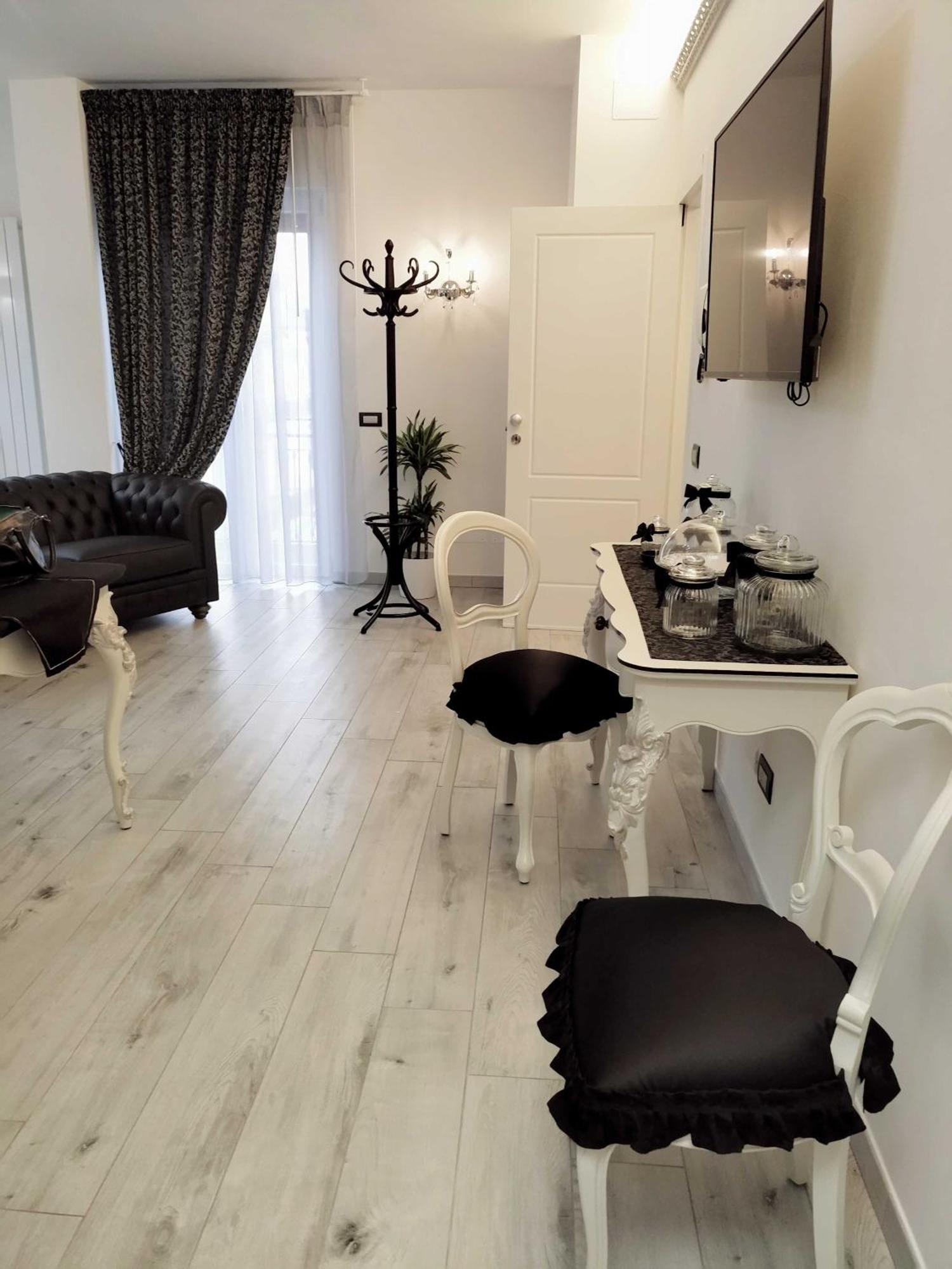 Alloggio Turistico Giulietta E Romeo - Intero Appartamento - Villafranca Di Verona, Zimmer, Holiday Rooms Dış mekan fotoğraf